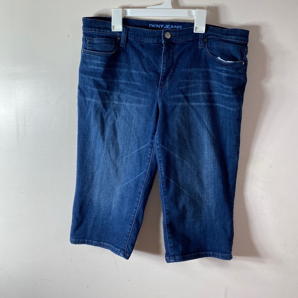 DKNY jeans shorts size 12